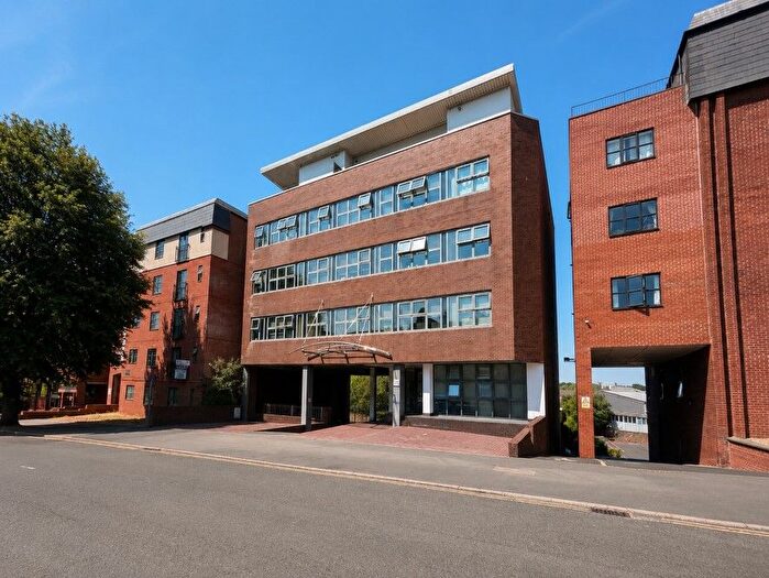 1 Bedroom Flat For Sale In Flat, Aspen House, Station Road, Kettering, Northamptonshire, NN15