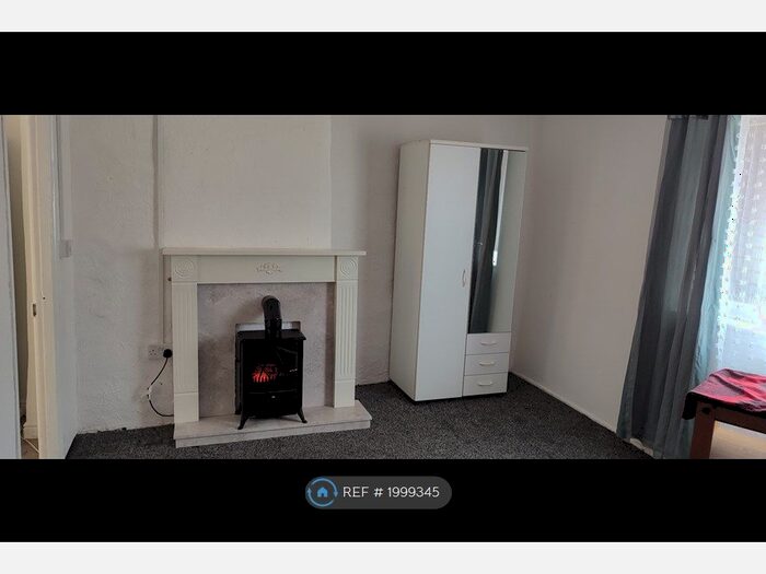 1 Bedroom Flat To Rent In Lowtown Pudsey, Pudsey, LS28