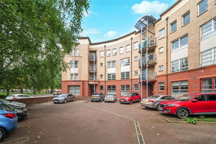 2 Bedroom Flat For Sale In Turnbull Street, Glasgow, Lanarkshire, G1