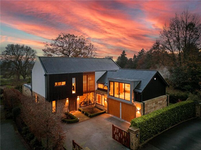 4 Bedroom Detached House For Sale In Rossett Green Lane, Harrogate, North Yorkshire, HG2