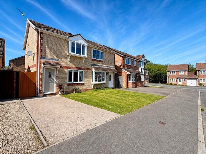 2 Bedroom Semi-Detached House For Sale In Heol Ysgawen, Llanharry, Pontyclun, Rhondda Cynon Taff., CF72