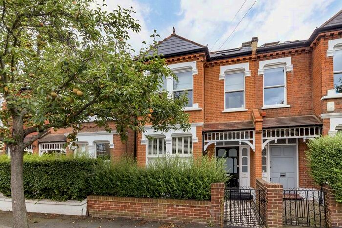 2 Bedroom Flat To Rent In Klea Avenue, London, SW4