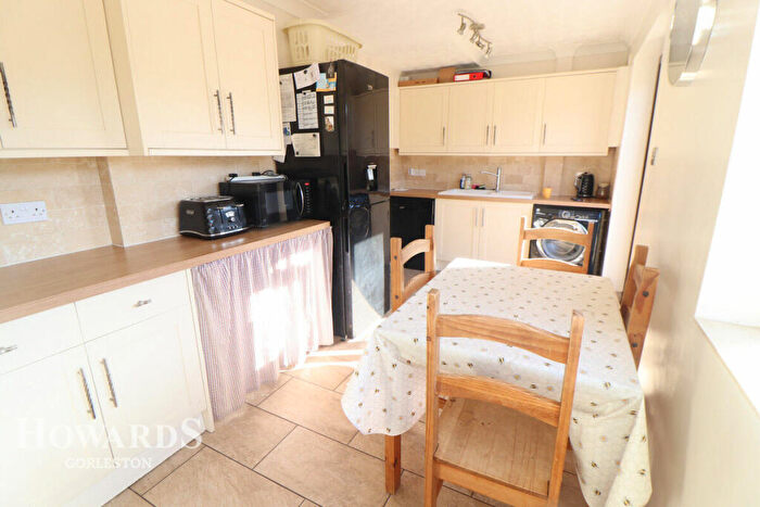 3 Bedroom End Of Terrace House For Sale In Merton Avenue, Gorleston, NR31