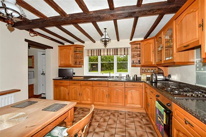 4 Bedroom Detached House For Sale In Plum Tree Lane, Stockbury, Sittingbourne, Kent, ME9