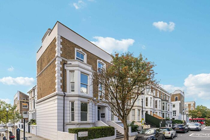 1 Bedroom Flat For Sale In St. Michaels Gardens, London, W10