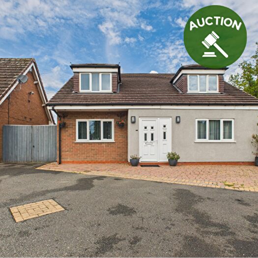 7 Bedroom Detached House For Sale In Long Lane South, Middlewich, CW10