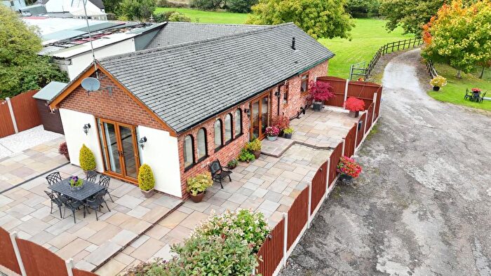 2 Bedroom Barn Conversion For Sale In Consall, Wetley Rocks, ST9