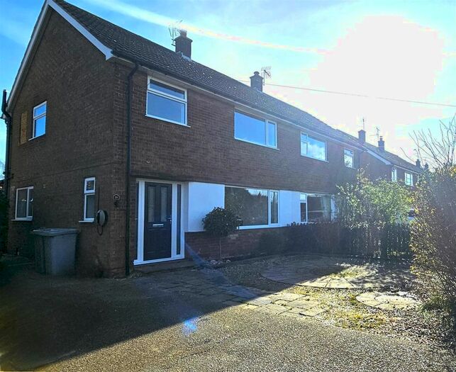 3 Bedroom Semi-Detached House To Rent In Deans Close, Caunton, Newark, NG23