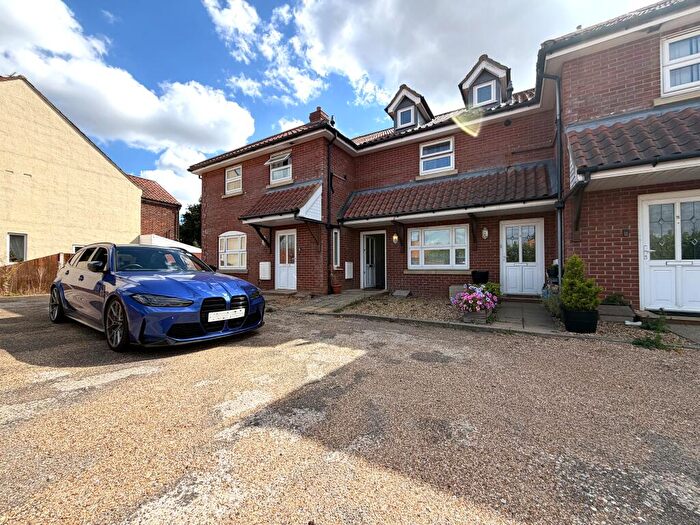 2 Bedroom Flat To Rent In Royal Oak Court, North Walsham Road, Sprowston, Norfolk, NR6