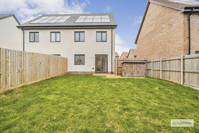 4 Bedroom House To Rent In Kilby Road, Stoke Gifford, Bristol, BS34