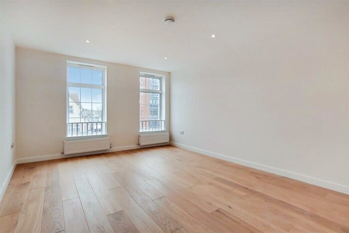 1 Bedroom Flat To Rent In High Street, Wealdstone, Harrow, HA3