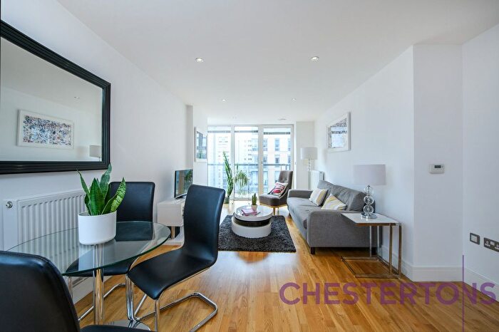 2 Bedroom Flat To Rent In Dowells Street, Canary Wharf, SE10