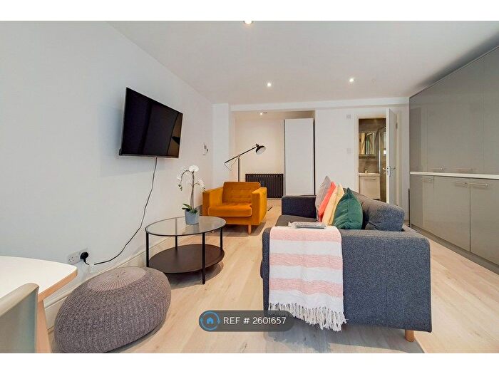 Studio To Rent In Gloucester Place, London, NW1