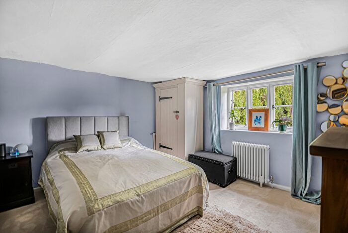 3 Bedroom Terraced House For Sale In Victoria Road, Wargrave, RG10