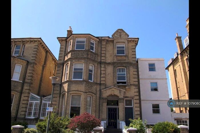 2 Bedroom Flat To Rent In Fourth Avenue, Hove, BN3