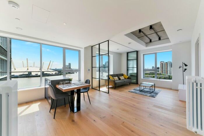 1 Bedroom Apartment To Rent In Douglass Tower, Goodluck Hope, London, E14