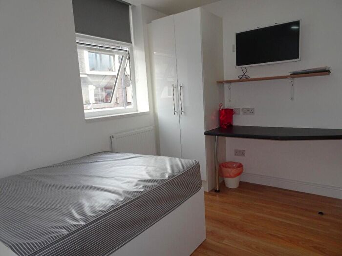 1 Bedroom Flat To Rent In Flat - Dale Road, Birmingham, B29