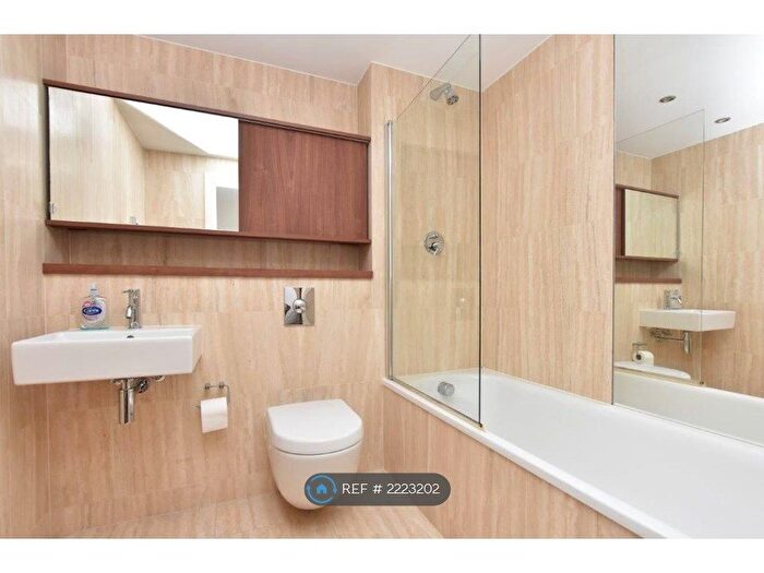 1 Bedroom Flat To Rent In City Lofts St. Pauls, Sheffield, S1