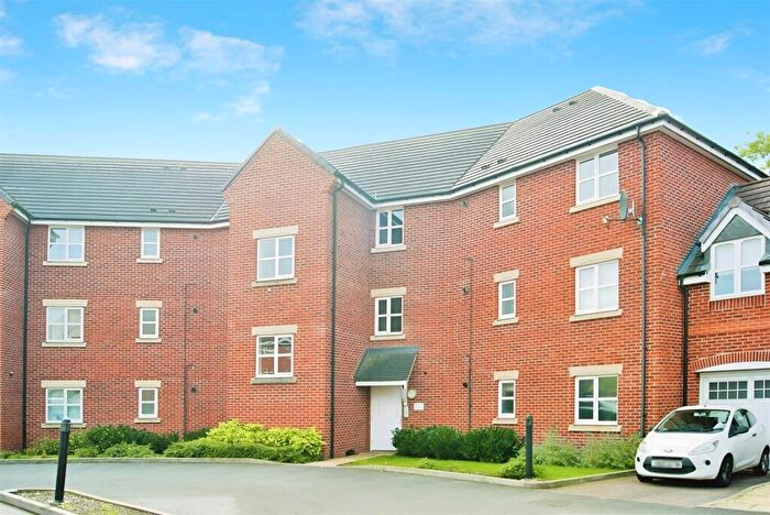 2 Bedroom Flat For Sale In Hopps Lodge Drive, Lower Hillmorton, Rugby, CV21