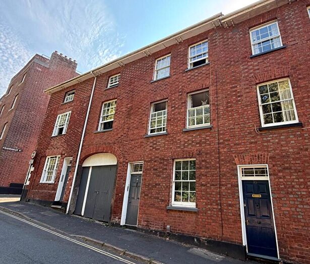 3 Bedroom Terraced House For Sale In Bartholomew Street West, Exeter, EX4