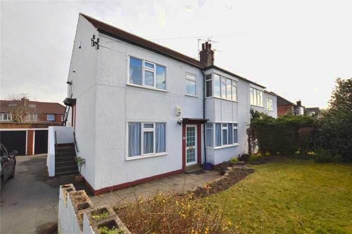 2 Bedroom Apartment To Rent In Edgbaston Walk, Alwoodley, Leeds, LS17