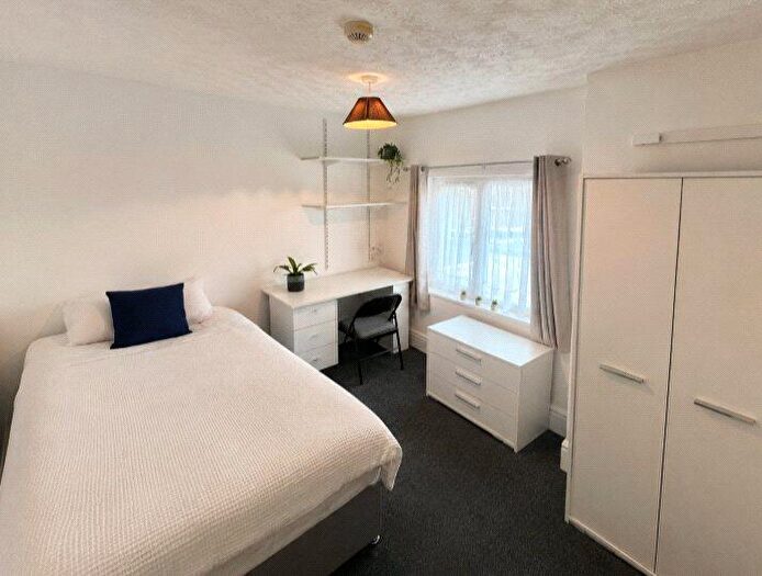 1 Bedroom Terraced House To Rent In Ermine Road, CH2