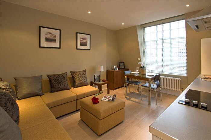 1 Bedroom Flat For Sale In Chelsea Manor Street, London, SW3