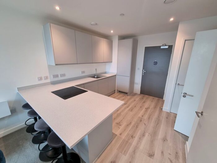 1 Bedroom Flat To Rent In Wharf Road, Trafford, Greater Manchester, M17