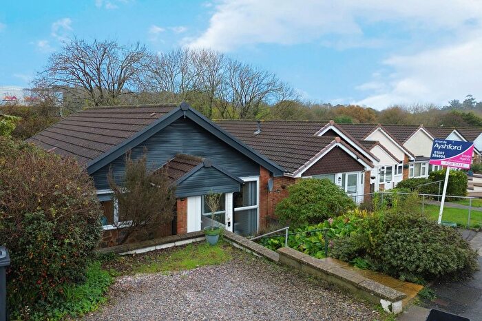 2 Bedroom Detached Bungalow For Sale In Harbourne Avenue, Roselands, Paignton, TQ4