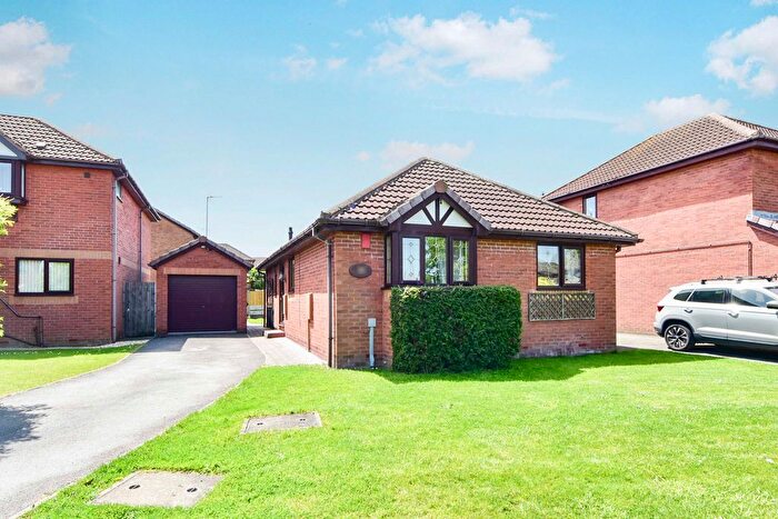 3 Bedroom Detached Bungalow For Sale In Warren Hill, Kimberworth, Rotherham, S61