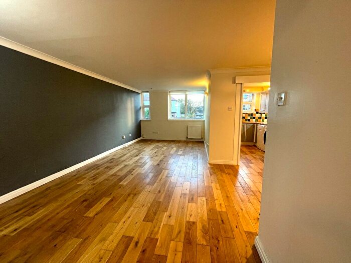 3 Bedroom Flat To Rent In Fifth Avenue | Jordanhill | Bed, G12