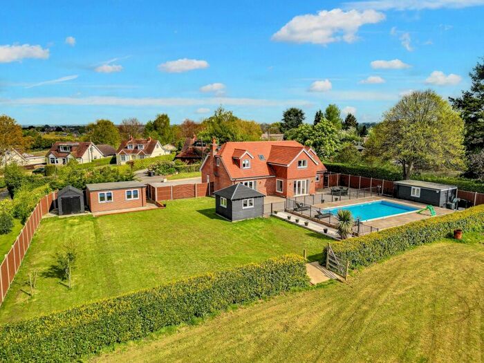 4 Bedroom Detached House For Sale In Blackhorse Lane, Shedfield, SO32