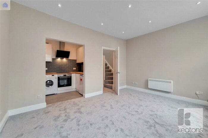 2 Bedroom Flat To Rent In Deptford High Street, Deptford, London, SE8