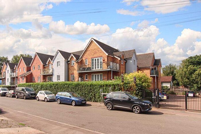 2 Bedroom Flat For Sale In Ebberns Road, Hemel Hempstead, HP3
