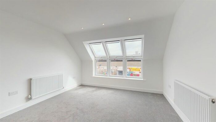 2 Bedroom Flat To Rent In Cheriton High Street, Folkestone, CT19