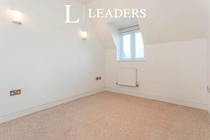 1 Bedroom Apartment To Rent In Ladbroke Road, Redhill, RH1