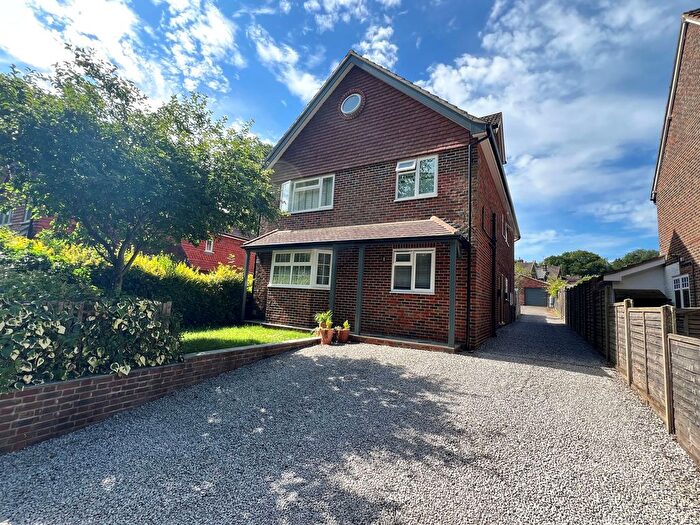 2 Bedroom Maisonette For Sale In Lower Road, Grayswood, GU27