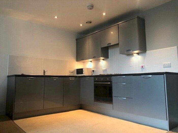 1 Bedroom Flat To Rent In Bramall Lane, Sheffield, S2