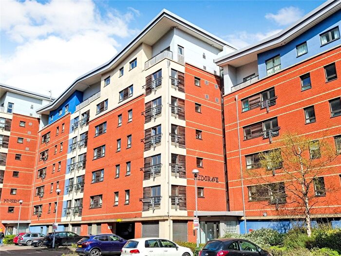 2 Bedroom Flat To Rent In Millsands, Sheffield, South Yorkshire, S3