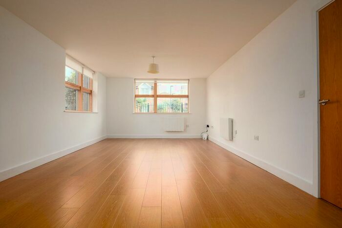 1 Bedroom Flat To Rent In Apartment, Vida House, - Trundleys Road, London, SE8
