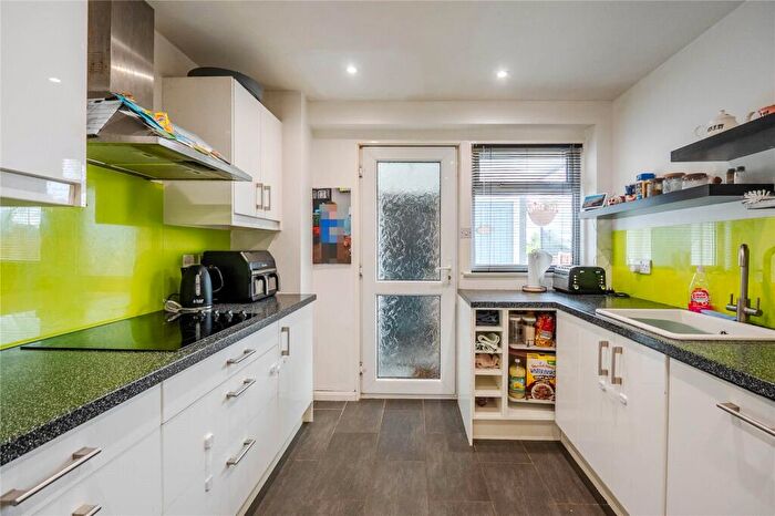 3 Bedroom Terraced House For Sale In The Chilterns, Kensworth, Beds, LU6