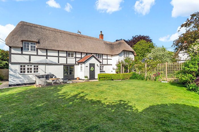 4 Bedroom Detached House For Sale In The Street, All Cannings, SN10