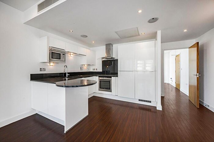 2 Bedroom Duplex To Rent In Western Gateway, Alaska Apartments, E16