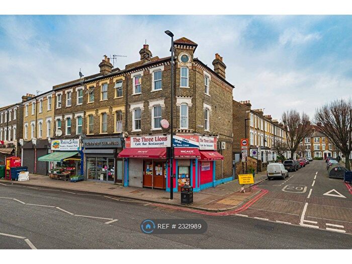 4 Bedroom Maisonette To Rent In South Lambeth Road, London, SW8