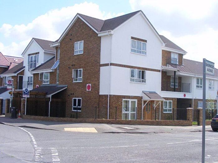 1 Bedroom Flat To Rent In Eaton Court, Welbeck Avenue, Hayes, UB4