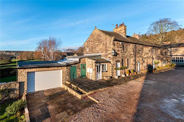 3 Bedroom Semi Detached House For Sale In Victoria Street, Micklethwaite, Bingley, West Yorkshire, BD16