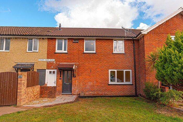 3 Bedroom Terraced House For Sale In Court Farm Road, Llantarnam, NP44