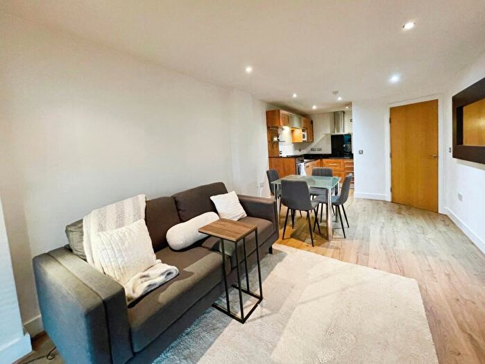 2 Bedroom Flat To Rent In Mackenzie House, Chadwick Street, Hunslet, Leeds, LS10