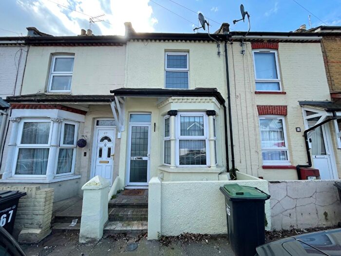 2 Bedroom Terraced House To Rent In Coopers Road, Northfleet, Gravesend, Kent, DA11