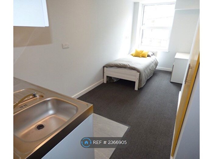 Studio To Rent In Upper George Street, Luton, LU1